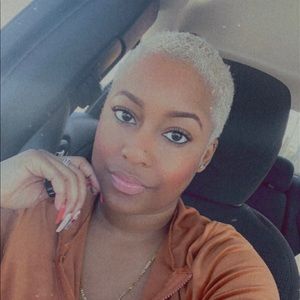 Meet your Posher, Audrey